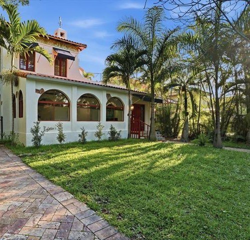 Spanish Colonial house from 1926 in Coral Gables, Miami